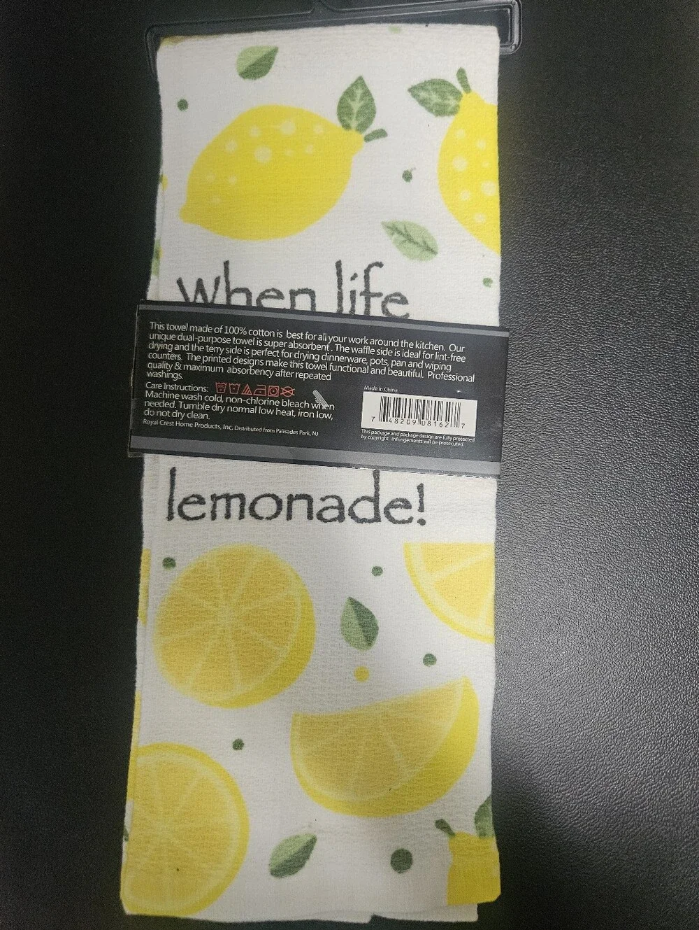 NWT Royal Crest Lemon Print Kitchen Towel Large